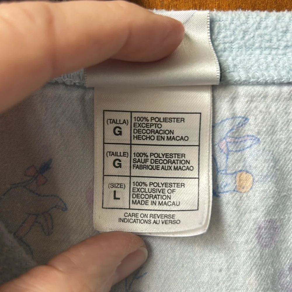 Vintage Disney Store Sleep Top - Picture 4 of 9